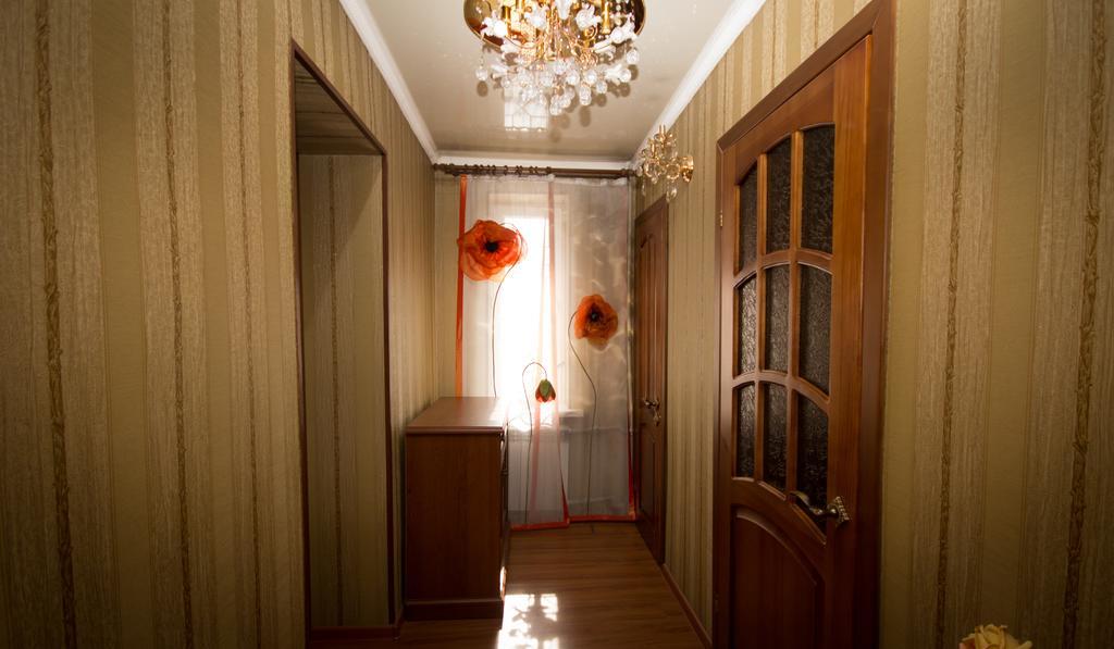 Friends Guest House & Hostel 比什凯克 外观 照片